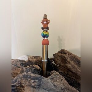 Colorful Bull Pen with Beads